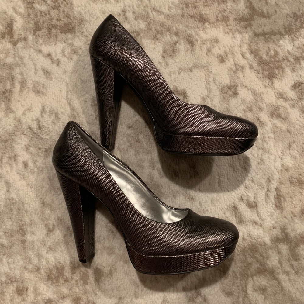 Calvin Klein Women's Carley Platform Pump